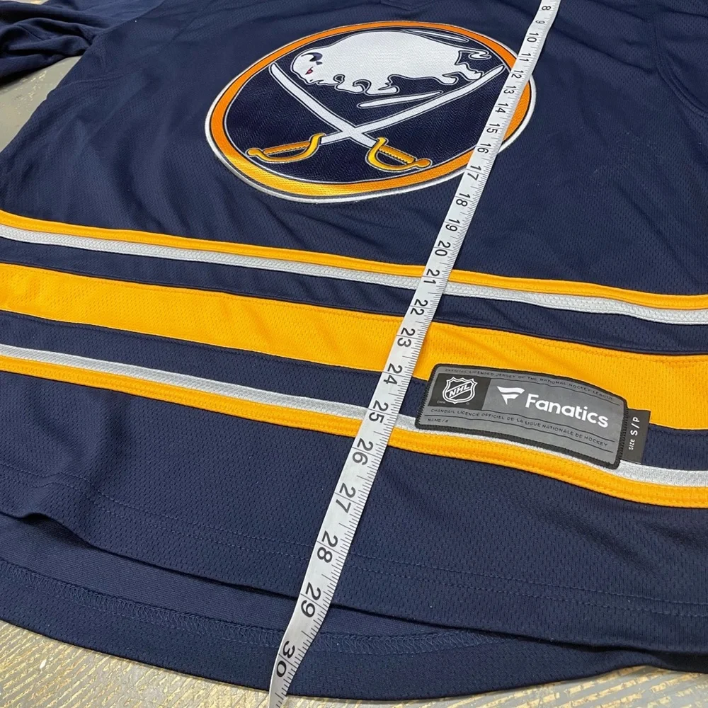 Buffalo Sabres 15 Jack Eichel Fanatics NHL Jersey Navy Blue Small Hockey - Picture 9 of 12